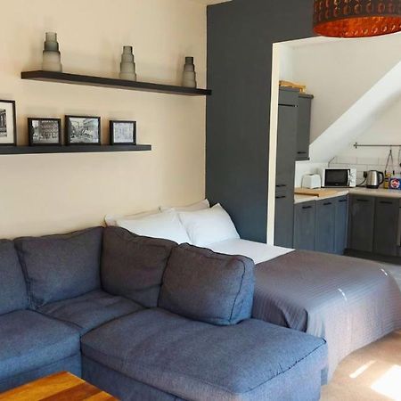Large Studio Room In City Centre Preston  Eksteriør bilde